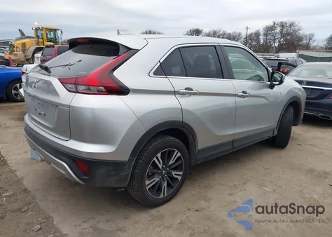 2024 Mitsubishi Eclipse Cross Se S-Awc/Sel S-Awc z USA, uszkodzony, nr VIN JA4ATWAA2RZ059754